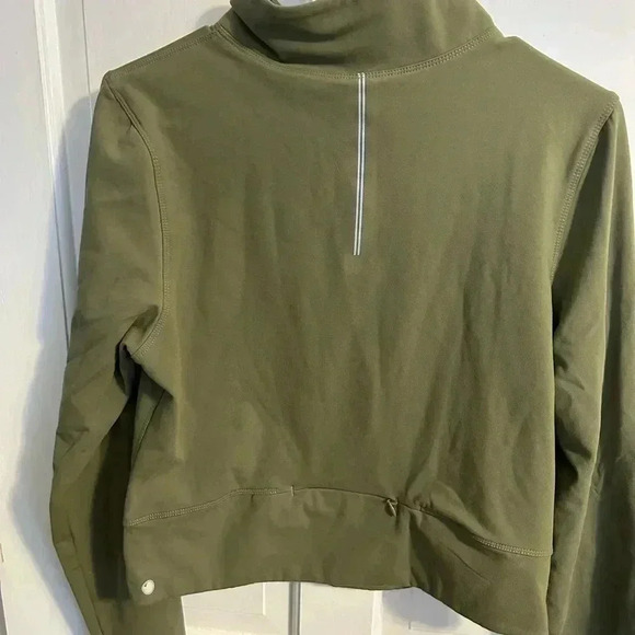 NOT AVAILABLE - Picture 4 of 4